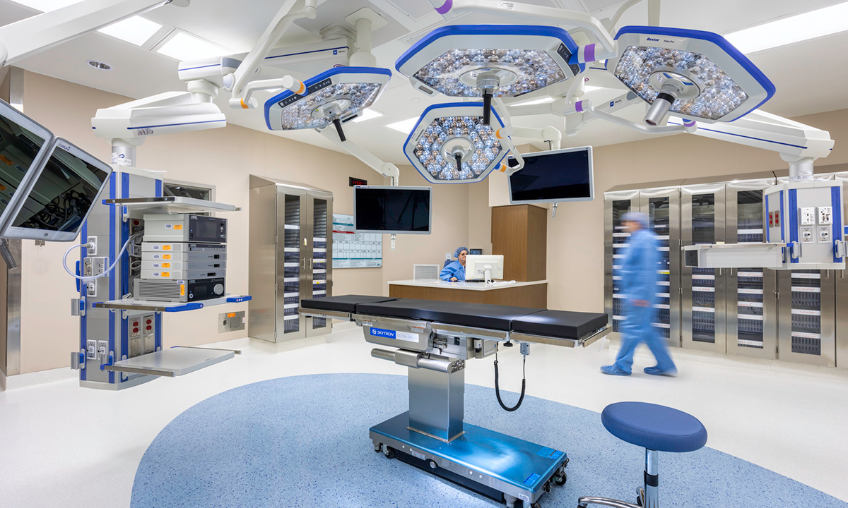 Jupiter Medical Center — Johnny and Terry Gray Surgical Institute